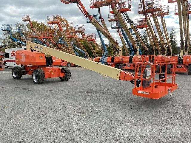 JLG 800S Nacelles télescopiques