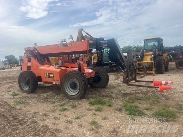 JLG 8042 Chariot télescopique