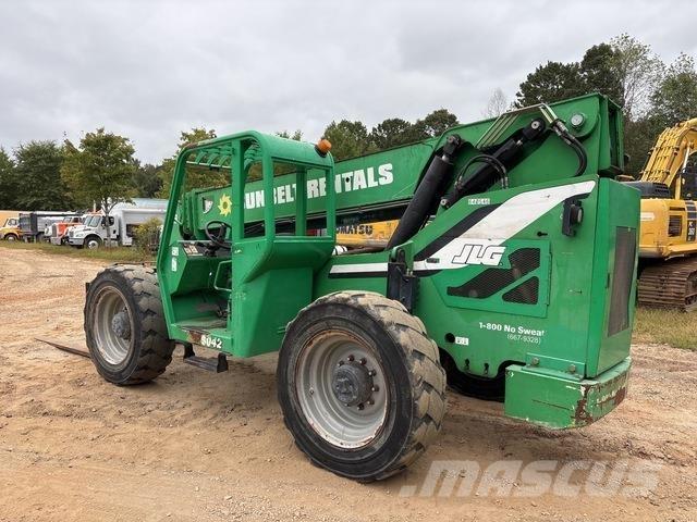 JLG 8042 Chariot télescopique