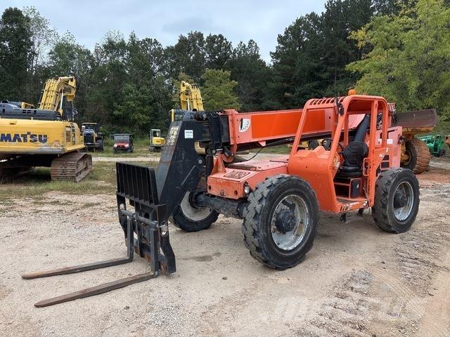 JLG 8042 Chariot télescopique