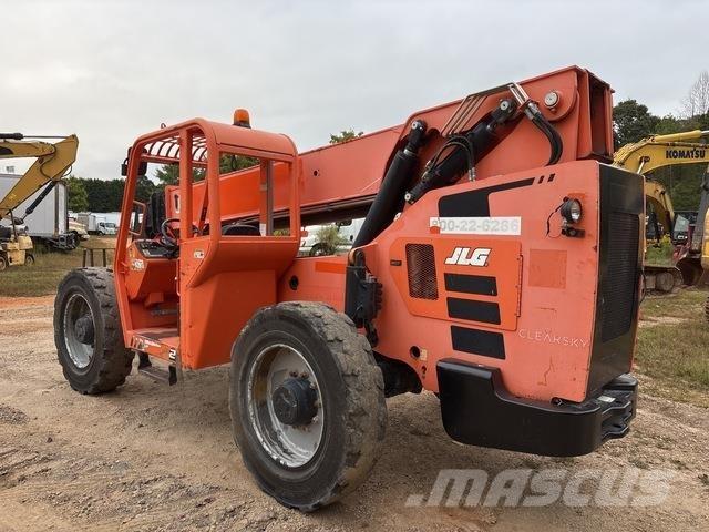 JLG 8042 Chariot télescopique