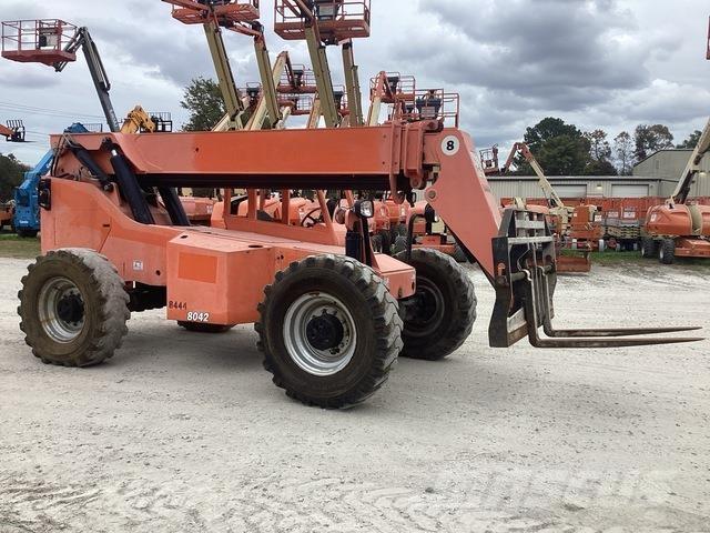 JLG 8042 Chariot télescopique