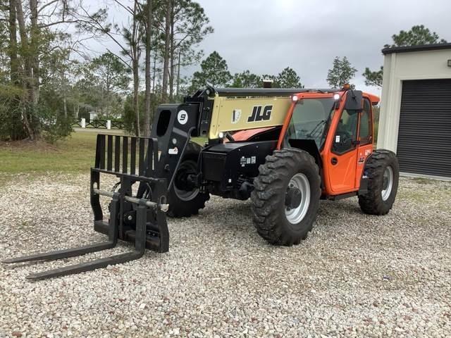 JLG 943 Chariot télescopique