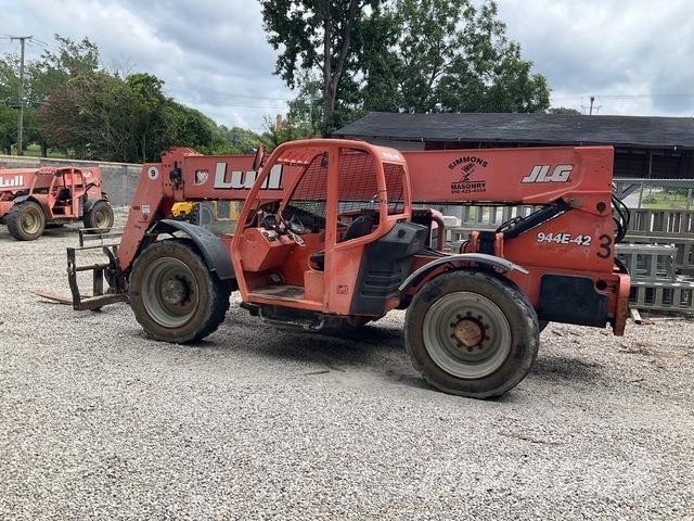 JLG 944E-42 Chariot télescopique