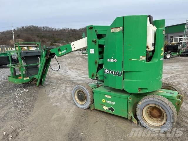 JLG E300AJ Nacelles articulées