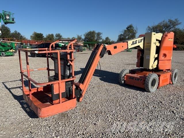 JLG E300AJ Nacelles articulées