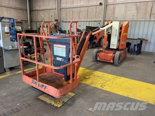 JLG E300AJP Nacelles articulées
