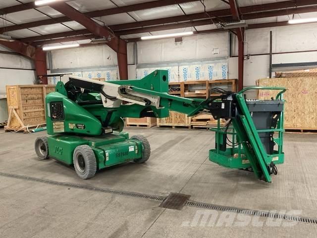 JLG E400AJPN Nacelles articulées