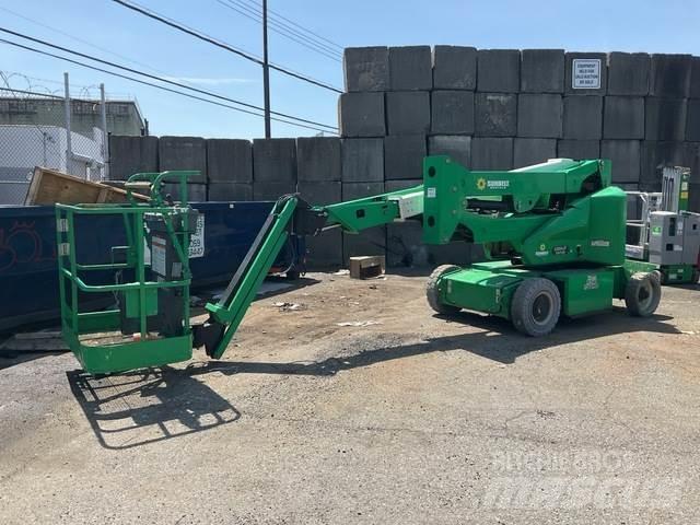 JLG E400AJPN Nacelles articulées
