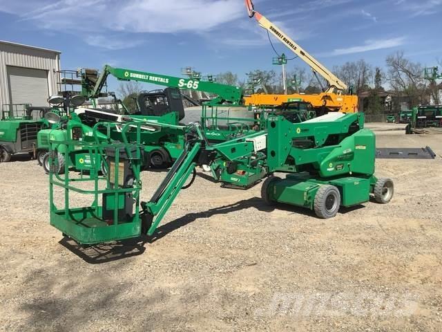 JLG E400AJPN Nacelles articulées