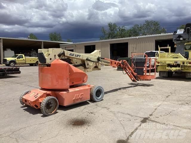 JLG E400AJPN Nacelles articulées