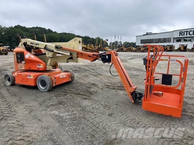 JLG E400AJPN Nacelles articulées