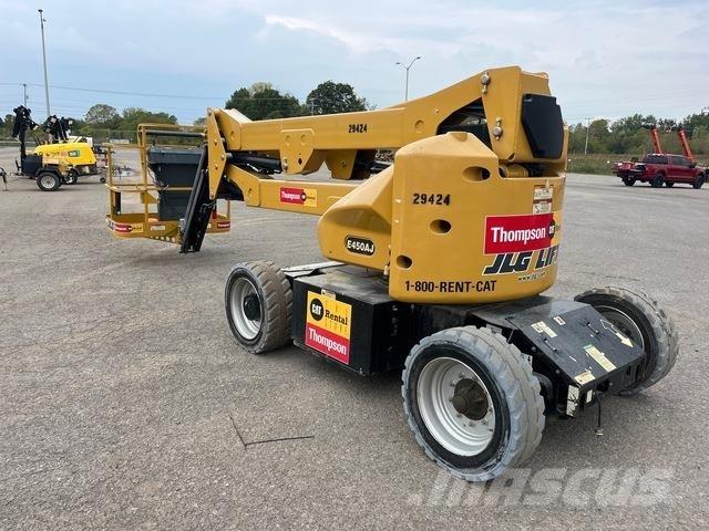 JLG E450AJ Nacelles articulées
