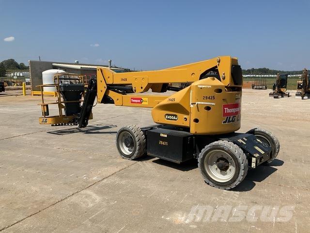 JLG E450AJ Nacelles articulées