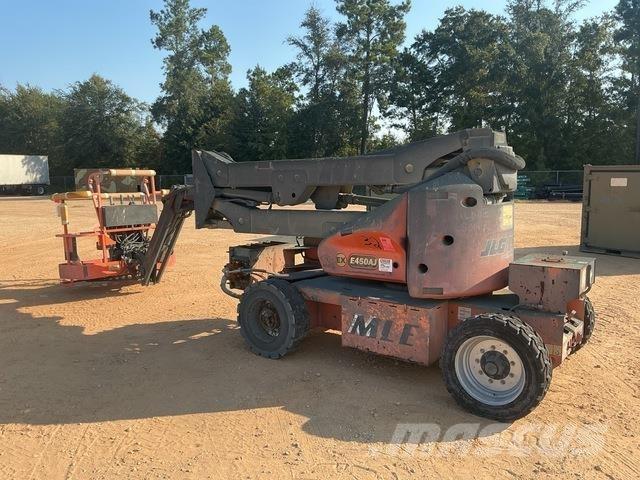 JLG E450AJ Nacelles articulées