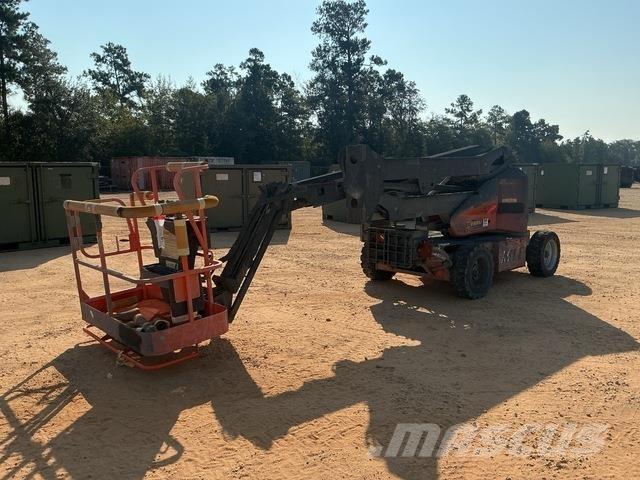 JLG E450AJ Nacelles articulées