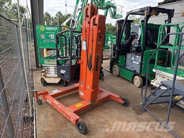 JLG FT140 Mât vertical