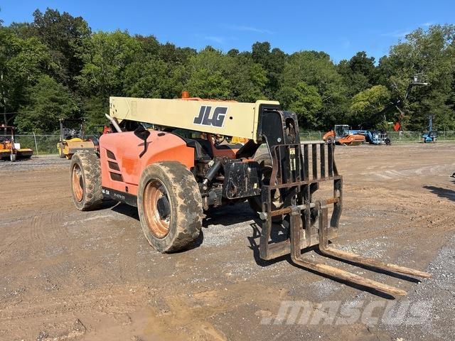 JLG G6-42A Chariot télescopique