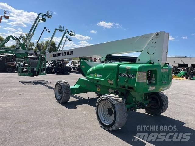 JLG M600JP Nacelles articulées
