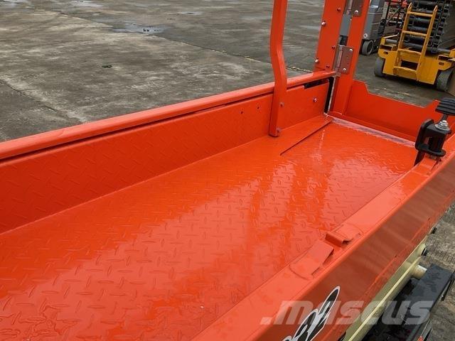 JLG R1932 Nacelle ciseaux