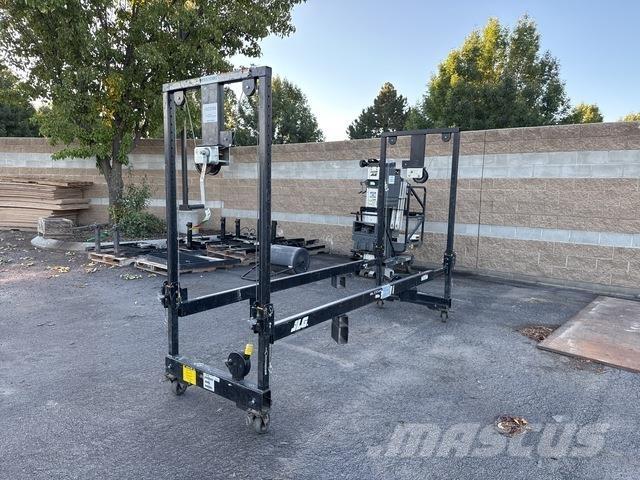 JLG Straddle Construction - Autres