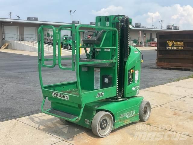 JLG T20E Mât vertical