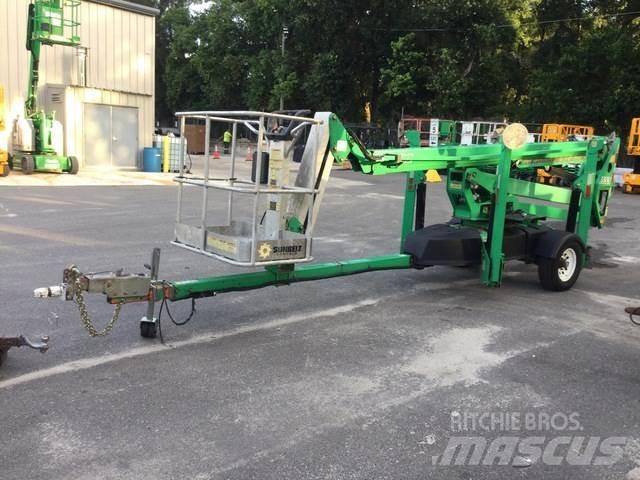 JLG T500J Trailer mounted aerial platforms