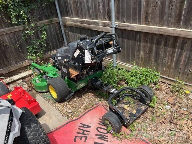 John Deere  Construction - Autres