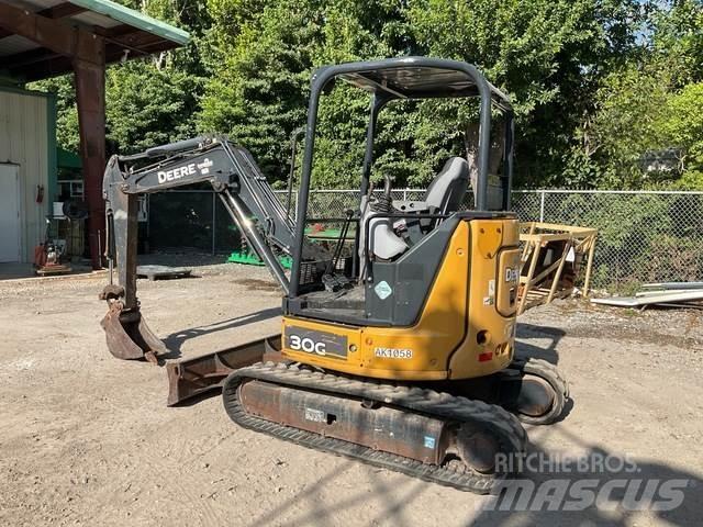 John Deere 30G Pelle sur chenilles