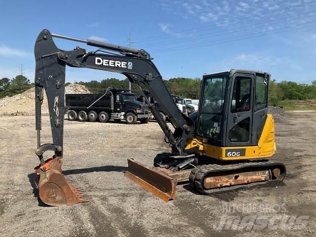John Deere 60G Pelle sur chenilles