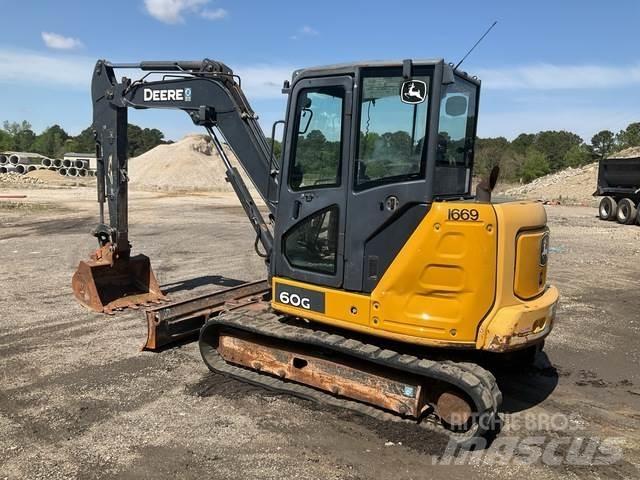 John Deere 60G Pelle sur chenilles