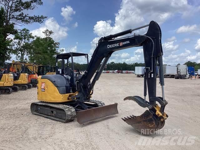 John Deere 60G Pelle sur chenilles