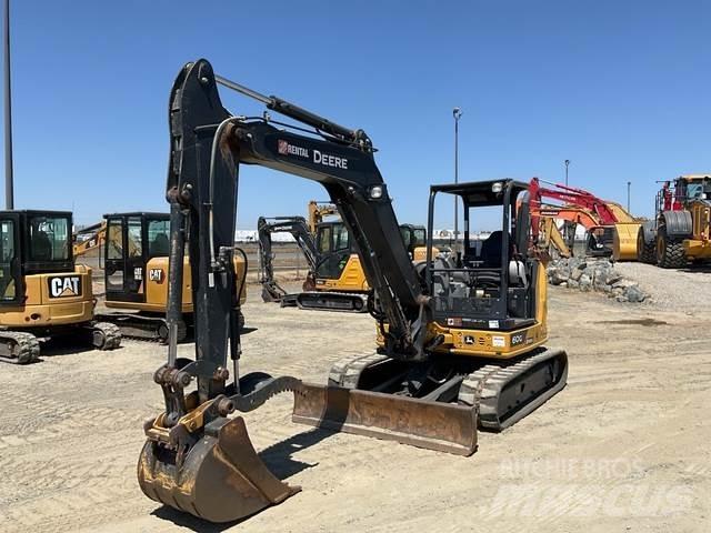 John Deere 60G Pelle sur chenilles