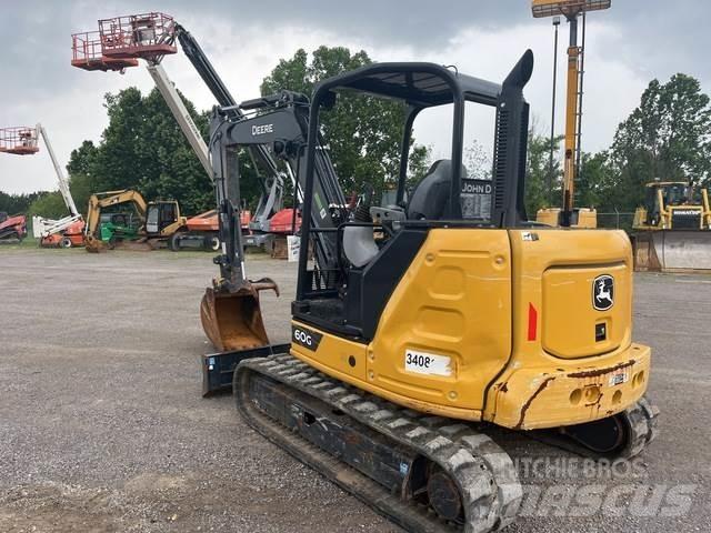 John Deere 60G Pelle sur chenilles