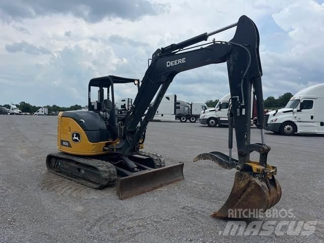 John Deere 60G Pelle sur chenilles