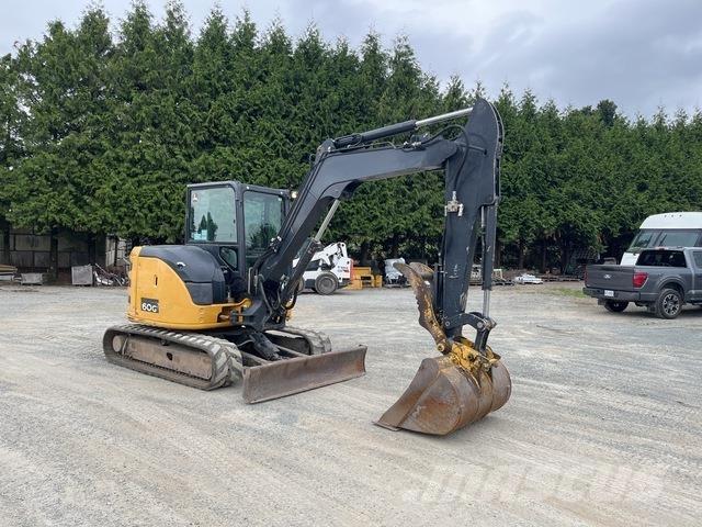 John Deere 60G Pelle sur chenilles
