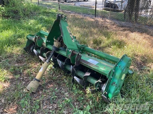 John Deere 665 Construction - Autres
