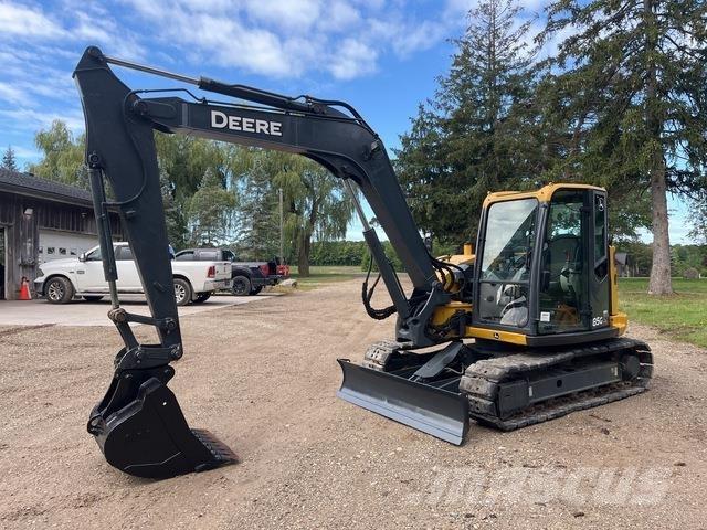 John Deere 85G Pelle sur chenilles