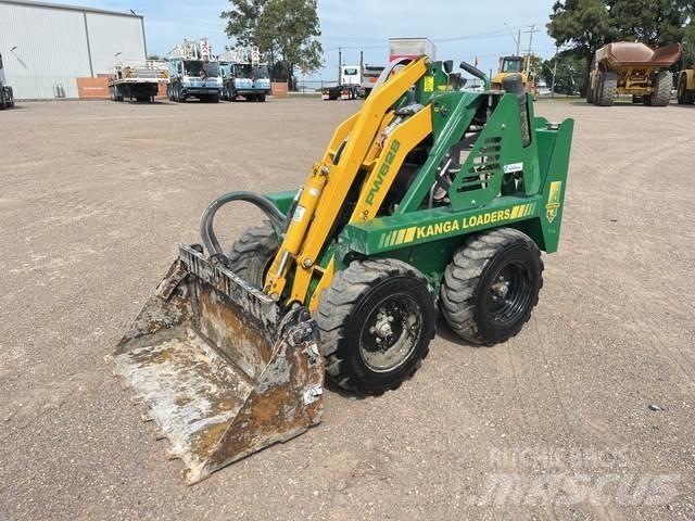 Kanga PW628 Chargeuse compacte