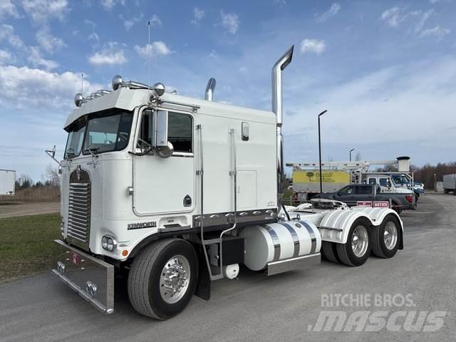 Kenworth K100 Cabines