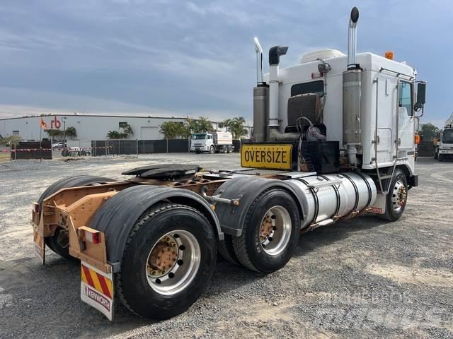 Kenworth K104 Tracteur routier