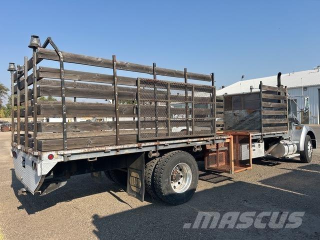 Kenworth T-300 Camion plateau