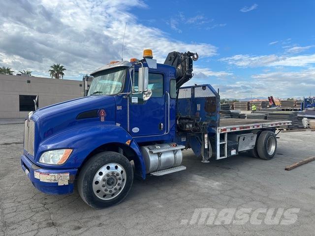 Kenworth T270 Camion plateau ridelle avec grue