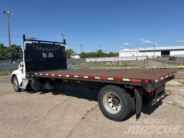 Kenworth T3 Camion plateau