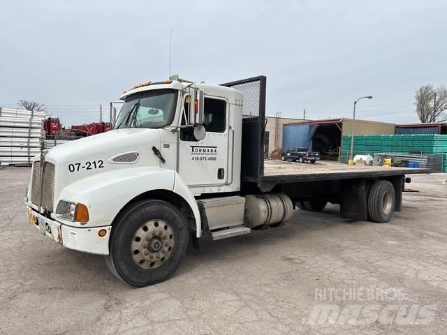 Kenworth T300 Camion plateau