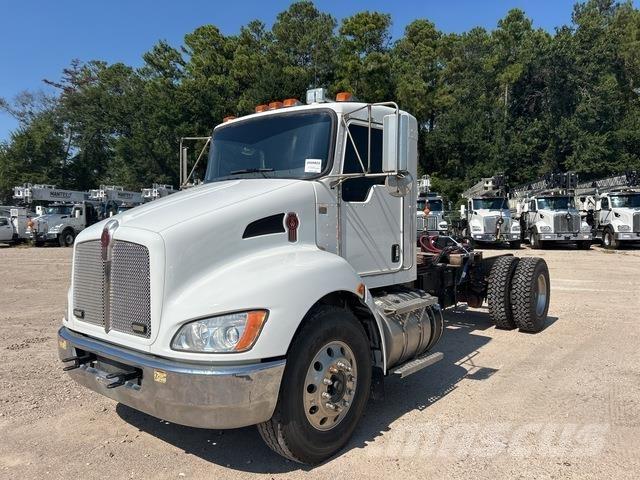 Kenworth T370 Cabines