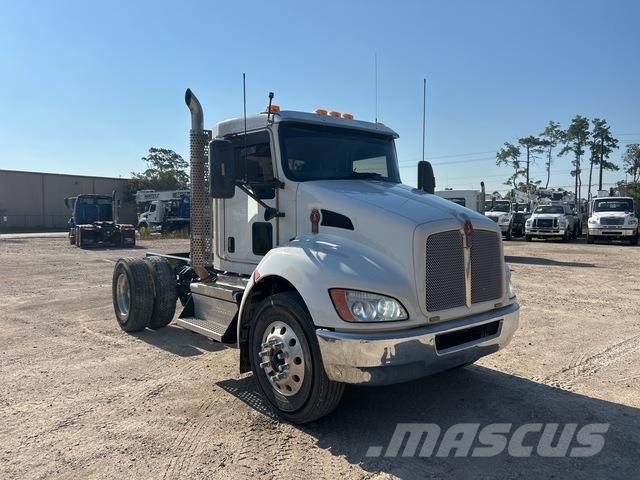 Kenworth T370 Cabines