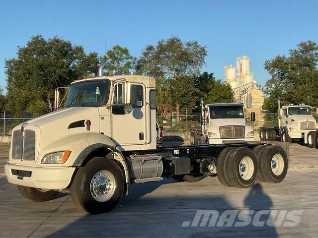 Kenworth T370 Cabines