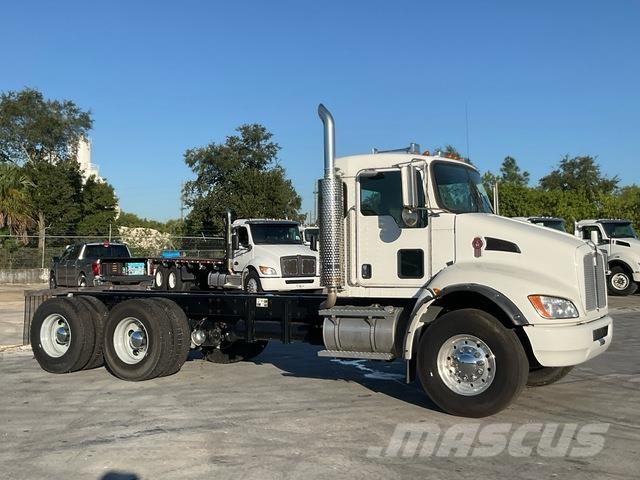 Kenworth T370 Cabines