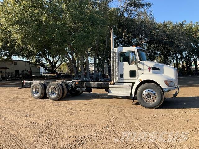 Kenworth T370 Cabines